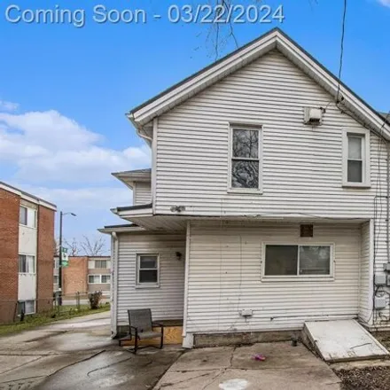 Image 7 - Washtenaw + Perrin (towards YTC), Washtenaw Avenue, Ypsilanti, MI 48197, USA - House for sale