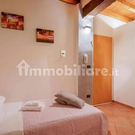Image 2 - Via Mirasole 10, 40124 Bologna BO, Italy - Apartment for rent