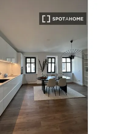 Rent this 2 bed apartment on Internetcafé & Spätkauf in Voigtstraße 39, 10247 Berlin