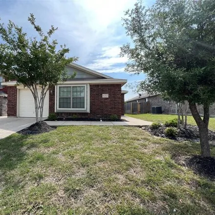 Rent this 3 bed house on 4220 Mantis Street in Fort Worth, TX 76114