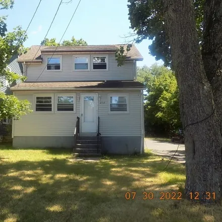 Buy this 4 bed house on 256 Ewingville Road in Heath Manor, Ewing Township