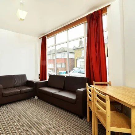 Rent this 4 bed duplex on St. Stephen's Road in London, TW3 2BN