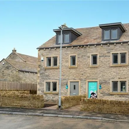 Buy this 3 bed duplex on Tenter Hill Gardens in Shepley, HD8 8GL