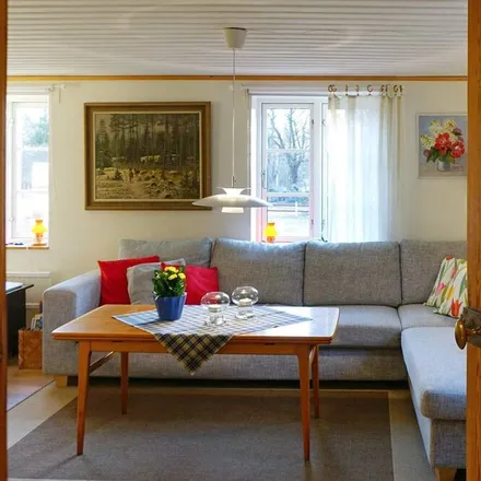 Rent this 3 bed house on Coop Alsterbro in Alstervägen 33, 382 73 Nybro kommun