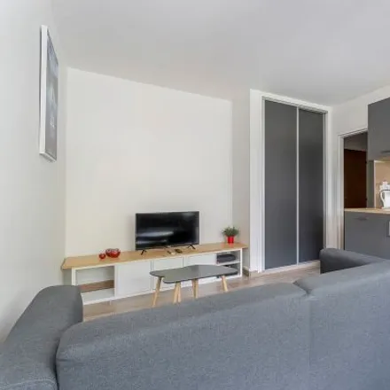 Rent this 1 bed apartment on 41 Chemin de la Raude in 69160 Tassin-la-Demi-Lune, France