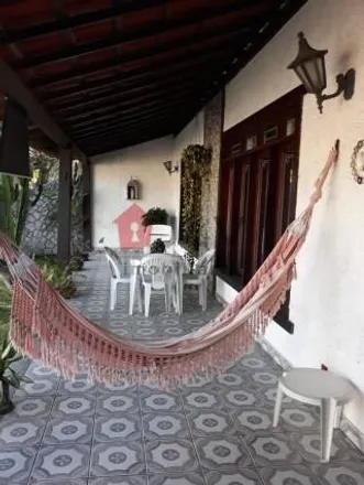 Buy this 5 bed house on Rua Félix Gomes da Costa in Piratininga, Niterói - RJ