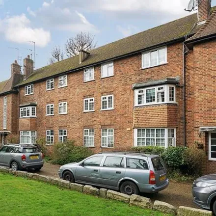 Buy this 2 bed apartment on Finchley Baptist Church in East End Road, London