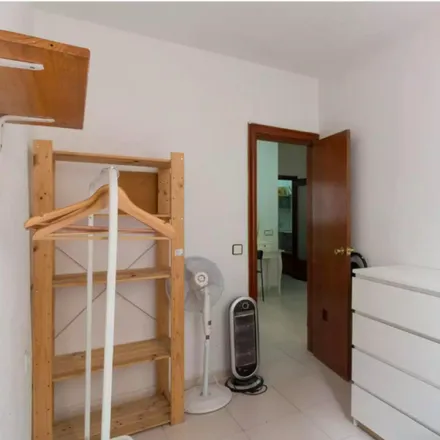 Image 2 - Carrer de Requesens, 2, 08001 Barcelona, Spain - Apartment for rent