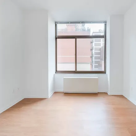 Image 3 - 300 E 39th St, Unit 18H - Apartment for rent