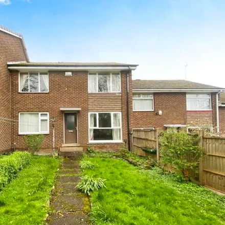 Buy this 3 bed townhouse on Firshill Croft in Sheffield, S4 7BQ