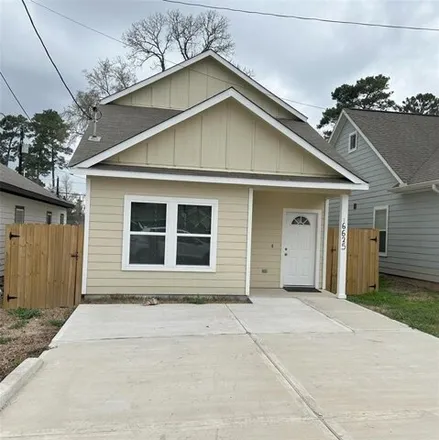 Rent this 4 bed house on 16627 East Lynbrook in Montgomery County, TX 77316