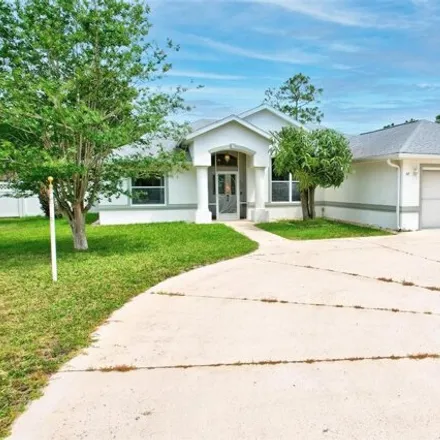 Buy this 3 bed house on 57 Fanshawe Ln in Palm Coast, Florida