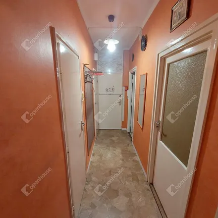Image 4 - Tatabánya, Álmos vezér utca, 2800, Hungary - Apartment for rent