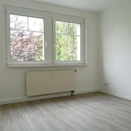 Image 3 - Eckersbacher Höhe 44, 08066 Zwickau, Germany - Apartment for rent