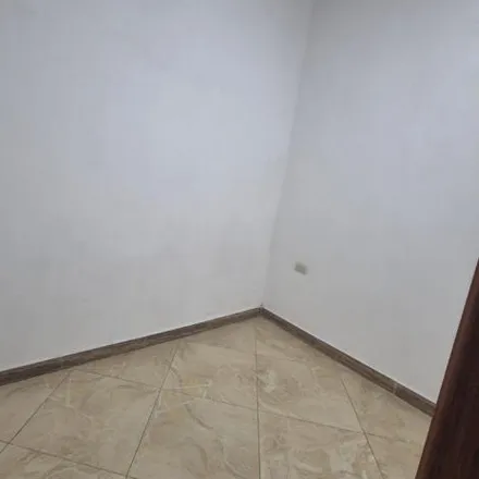 Rent this 2 bed apartment on 2 Paseo 17 in 090508, Guayaquil