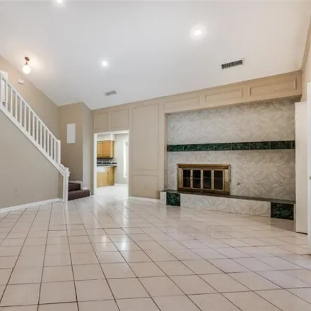 Image 3 - 2596 West Northgate Drive, Irving, TX 75062, USA - House for rent
