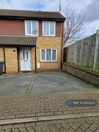 Rent this 2 bed house on Boleyn Way in Swanscombe, DA10 0EZ