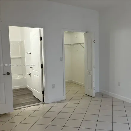 Image 6 - 1661 Southeast 28th Street - Condo for rent
