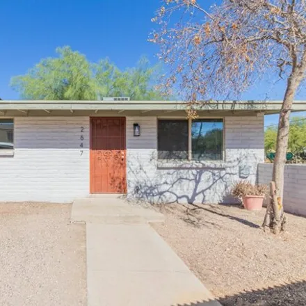 Buy this studio house on 2677 North Estrella Avenue in Tucson, AZ 85705