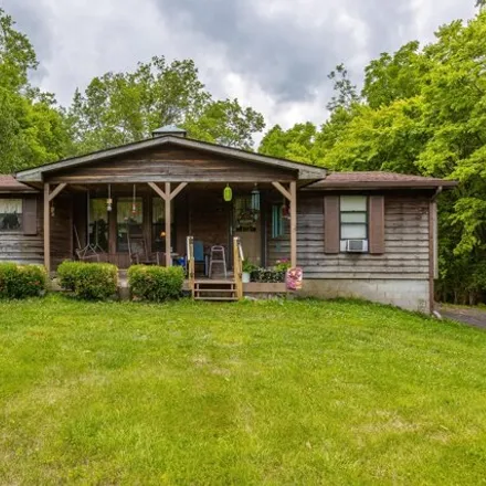 Image 2 - 1827 Delaney Ferry Road, Mortonsville, Woodford County, KY 40383, USA - House for sale