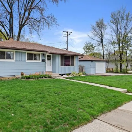 Buy this 3 bed house on 6473 North 58th Street in Milwaukee, WI 53223