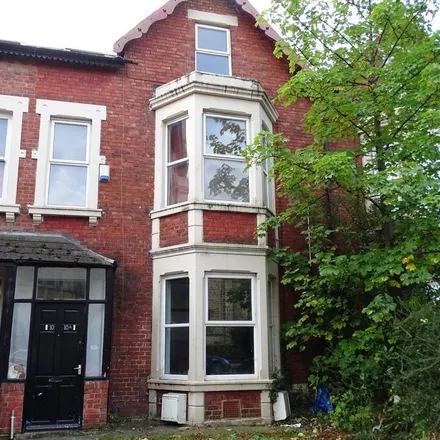 Rent this 6 bed townhouse on Heaton Methodist Church in Simonside Terrace, Newcastle upon Tyne