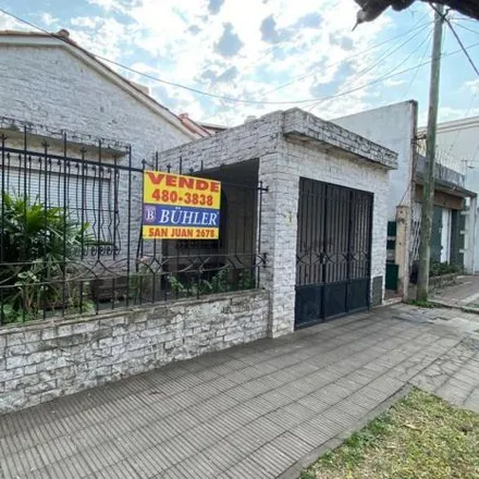 Buy this 2 bed house on Pérez Galdós 452 in Domingo Faustino Sarmiento, Rosario