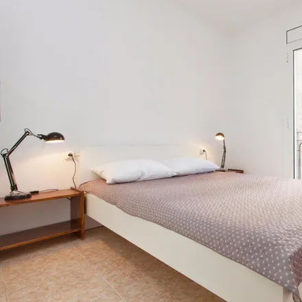 Rent this 2 bed apartment on Carrer de Sant Antoni Maria Claret in 206, 08025 Barcelona