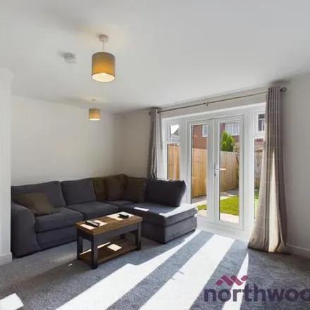 Image 4 - Buckley Place, Cheshire East, CW11 3JB, United Kingdom - Townhouse for sale
