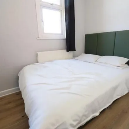 Rent this studio house on 118 Erconwald Street in London, W12 0BT