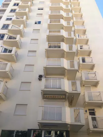 Image 8 - Avenida Beira Mar, 8365-116 Armação de Pêra, Portugal - Apartment for rent