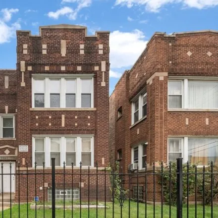 Buy this 6 bed house on 7843 South Cregier Avenue in Chicago, IL 60649