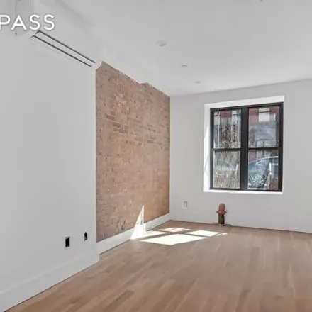 Image 5 - 145 West 129th Street, New York, NY 10027, USA - Townhouse for sale