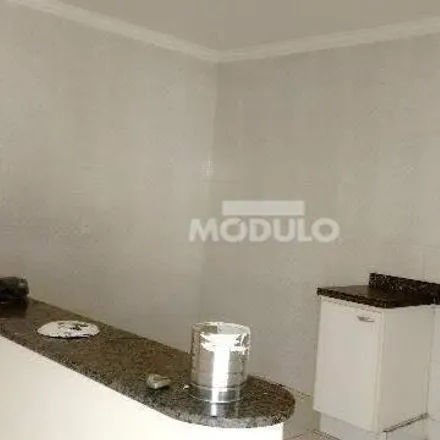 Image 1 - Alameda Sóstenes Guimarães, Morada da Colina, Uberlândia - MG, 38411-106, Brazil - House for rent