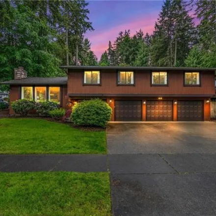 Buy this 4 bed house on 2678 Manorwood Drive in Puyallup, WA 98374