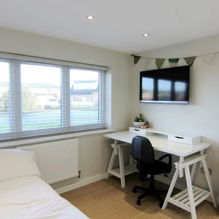 Rent this 3 bed apartment on Waterway in Waverton, CH3 7NU