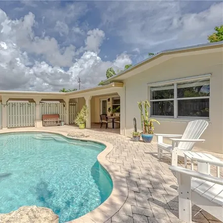 Image 2 - 1909 Northeast 26th Drive, Coral Estates, Wilton Manors, FL 33306, USA - House for sale