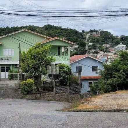 Buy this 8 bed house on Servidão Clemente Teodoro da Silva in Fazenda Santo Antônio, São José - SC
