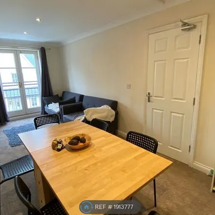 Rent this 6 bed townhouse on 87 Albany Gardens in Colchester, CO2 8HQ