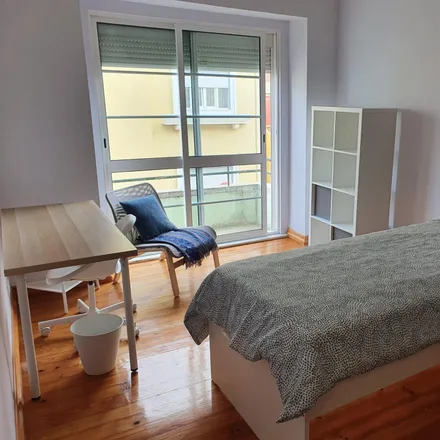 Rent this 5 bed room on Rua Lucinda do Carmo 9 in 1000-226 Lisbon, Portugal