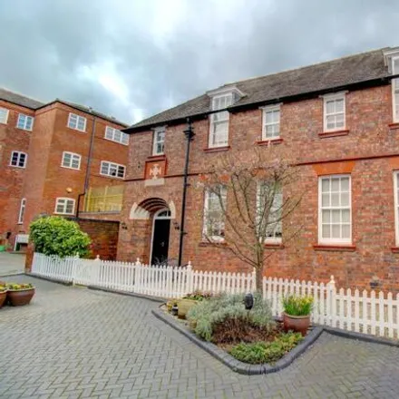 Image 2 - St Mary's House, Reeve Lane, Lichfield, WS13 6AD, United Kingdom - Apartment for sale