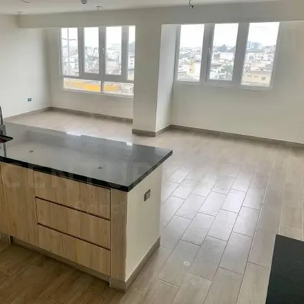 Buy this 3 bed apartment on Institución educativa inicial Travesuras in Cristobal de Peralta Sur, Santiago de Surco