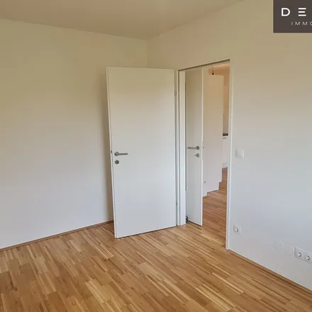 Rent this 2 bed apartment on Linke Wienzeile 262 in 1150 Vienna, Austria