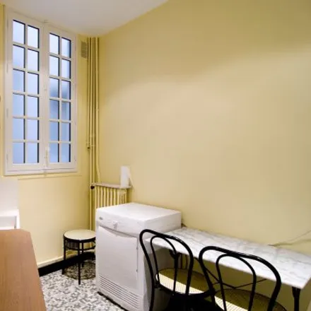Image 8 - 5 Quai de Montebello, 75005 Paris, France - Apartment for rent