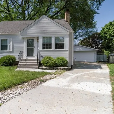 Buy this 3 bed house on unnamed road in Matteson, IL 60461