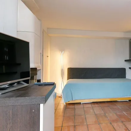 Rent this 2 bed apartment on Lugano in Distretto di Lugano, Switzerland