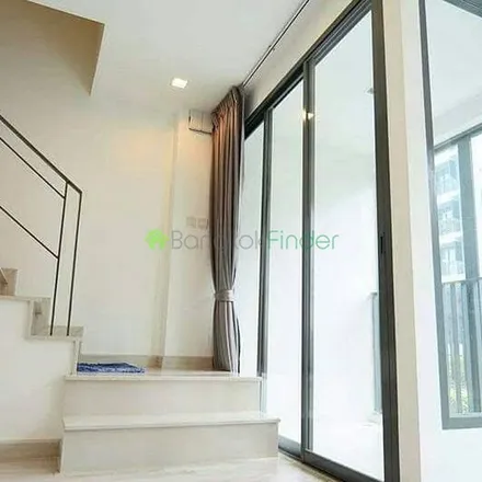 Rent this 2 bed apartment on Soi Srinagarindra 26 in Suan Luang District, Bangkok 10250