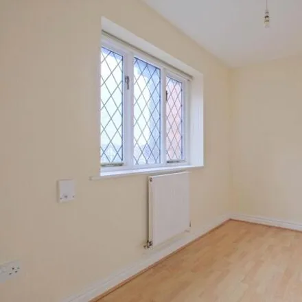 Image 6 - 16 Campbell Court, Blackburn, BB1 9GD, United Kingdom - Room for rent