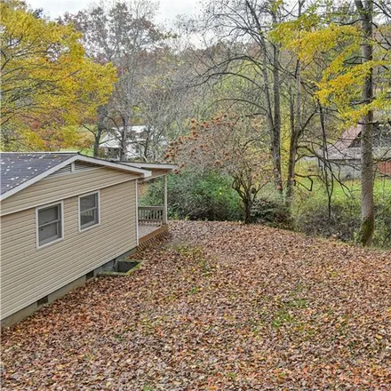 Image 8 - 1 Wooded Way, McDowell County, NC 28761, USA - House for sale
