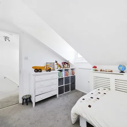 Image 9 - 240 Gloucester Terrace, London, W2 6HU, United Kingdom - Apartment for rent